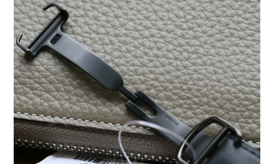 cartier_xxxxx_big_00012.jpg