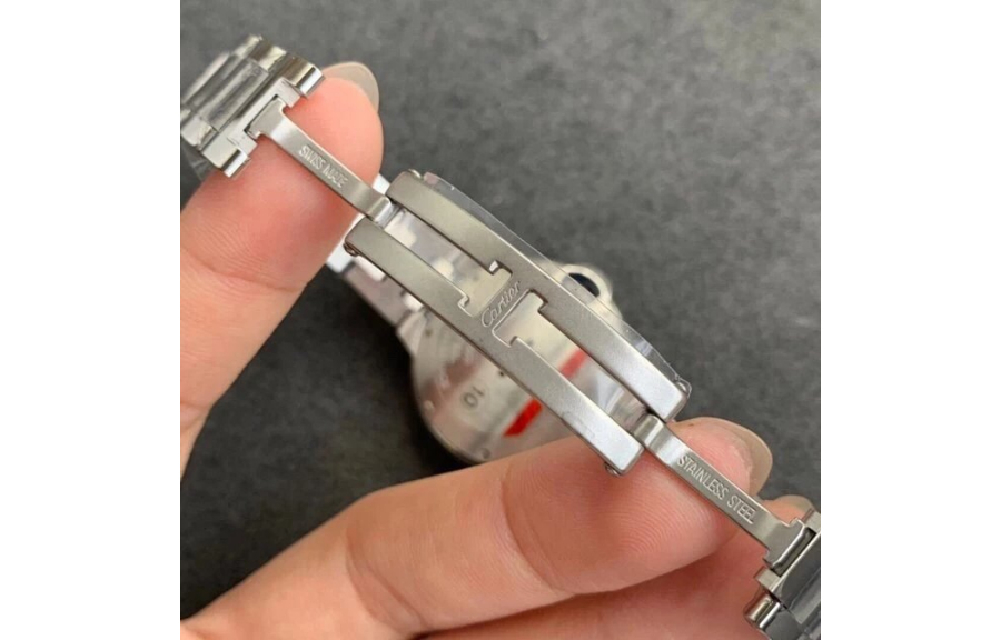 cartier_xxxxx_big_00011.jpg