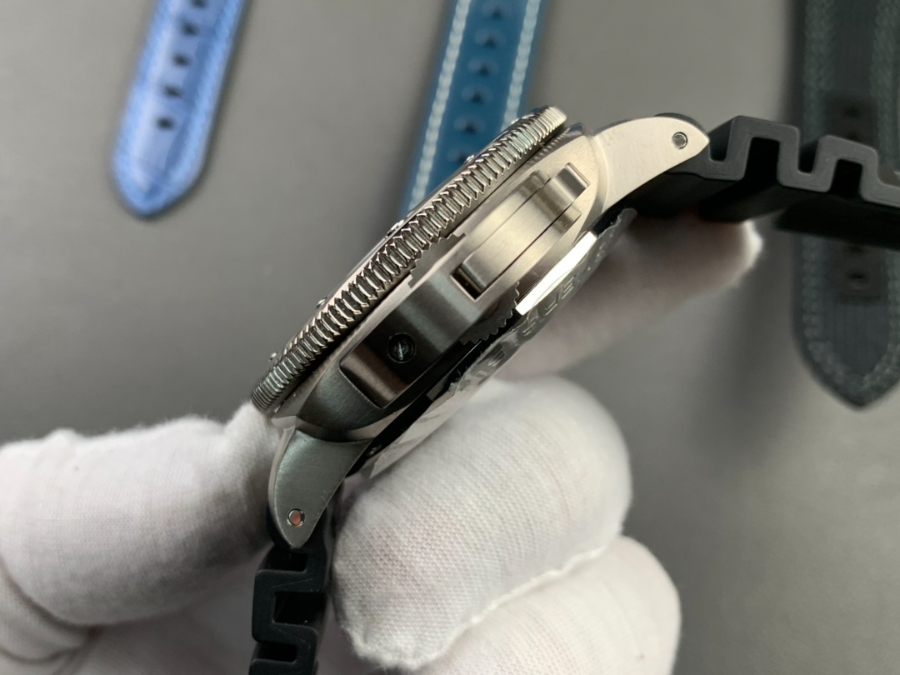 panerai_xxxxx_big_00007.jpg
