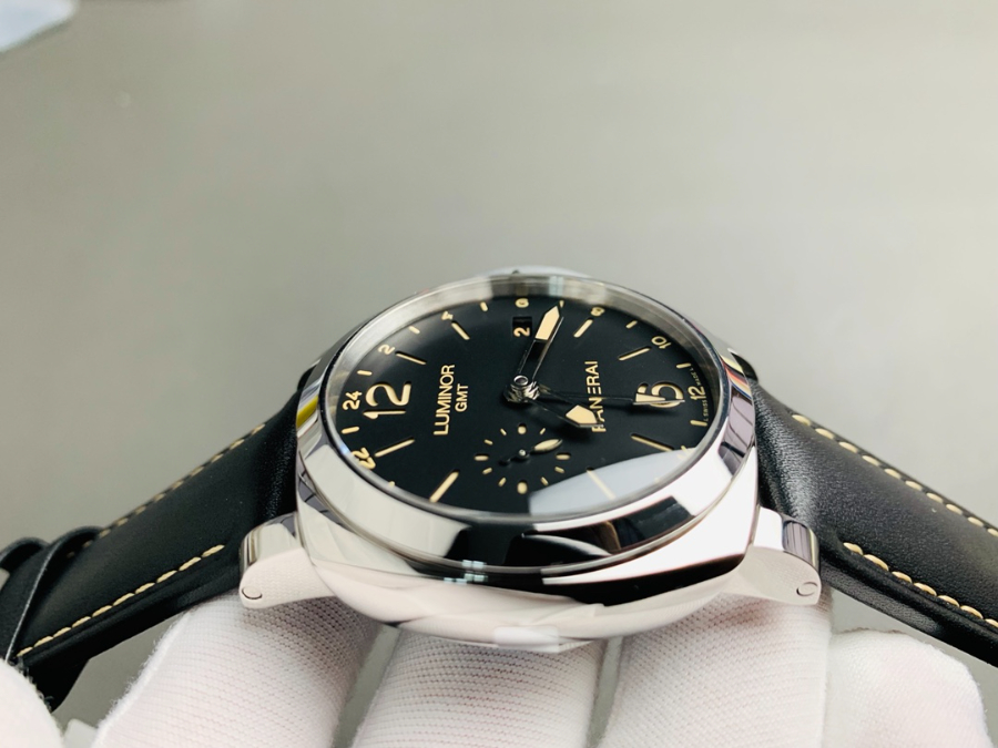 panerai_xxxxx_big_00004.jpg