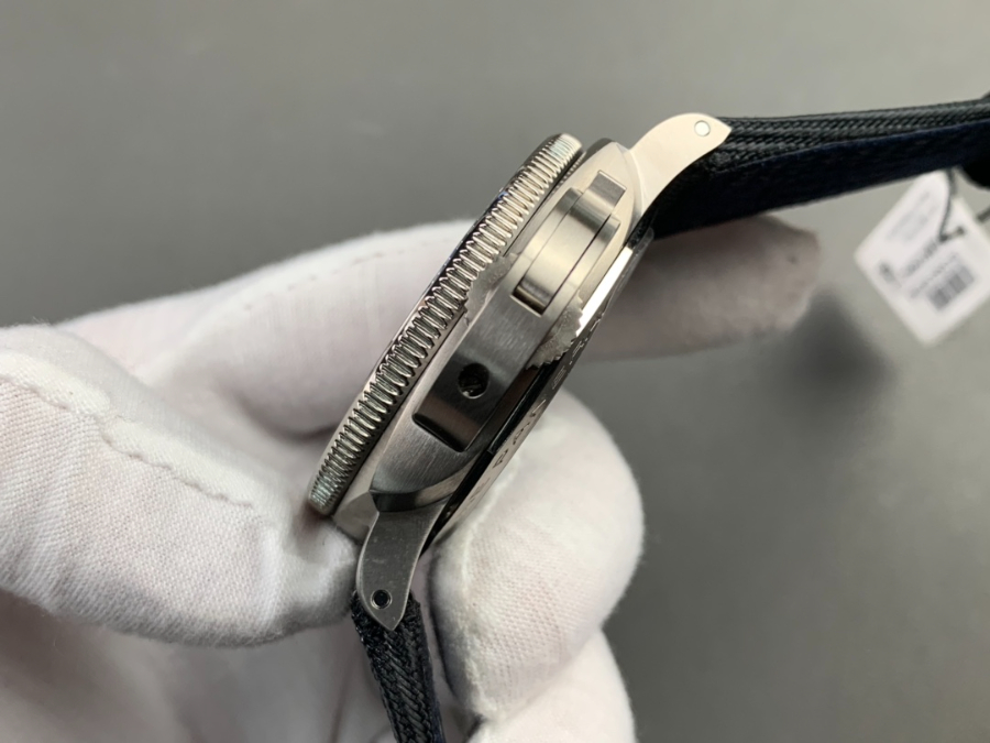 panerai_xxxxx_big_00007.jpg