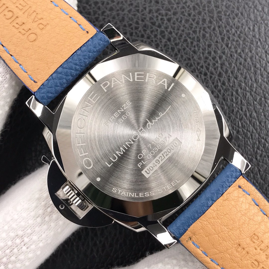 panerai_xxxxx_big_00007.jpg