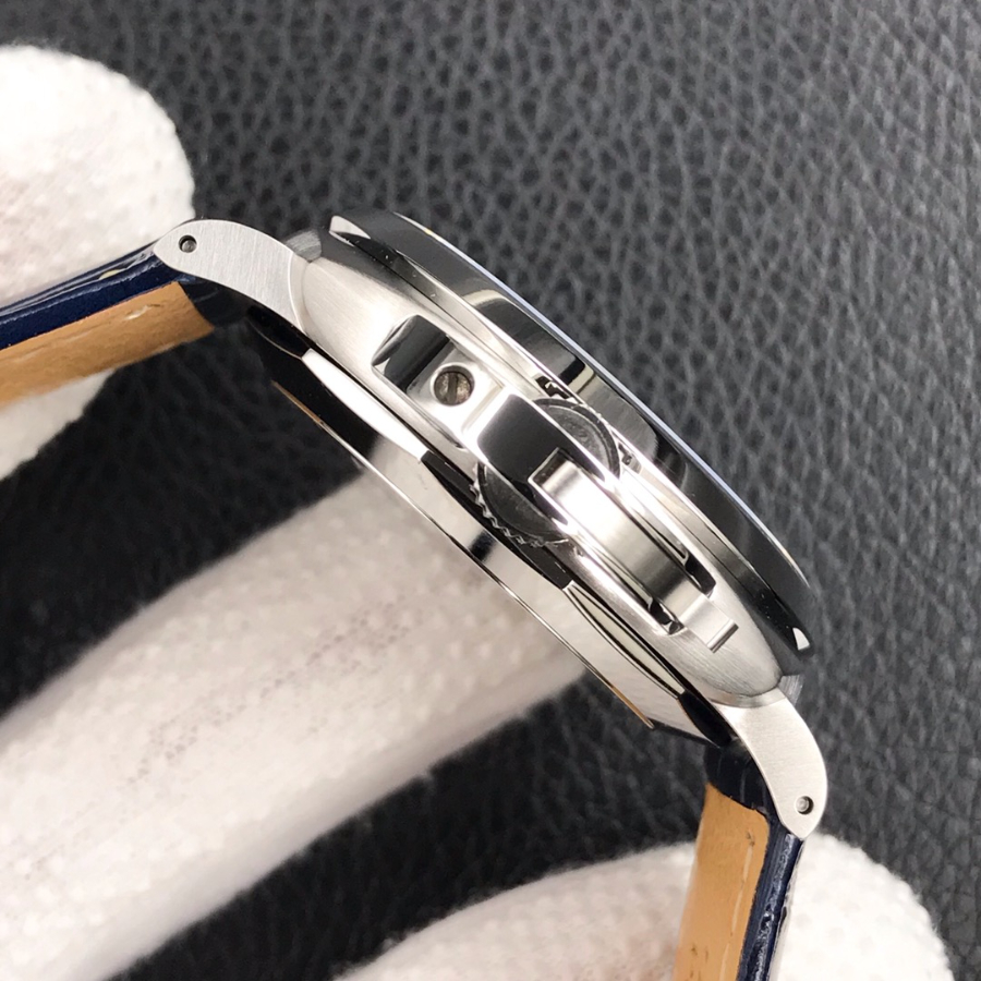 panerai_xxxxx_big_00005.jpg