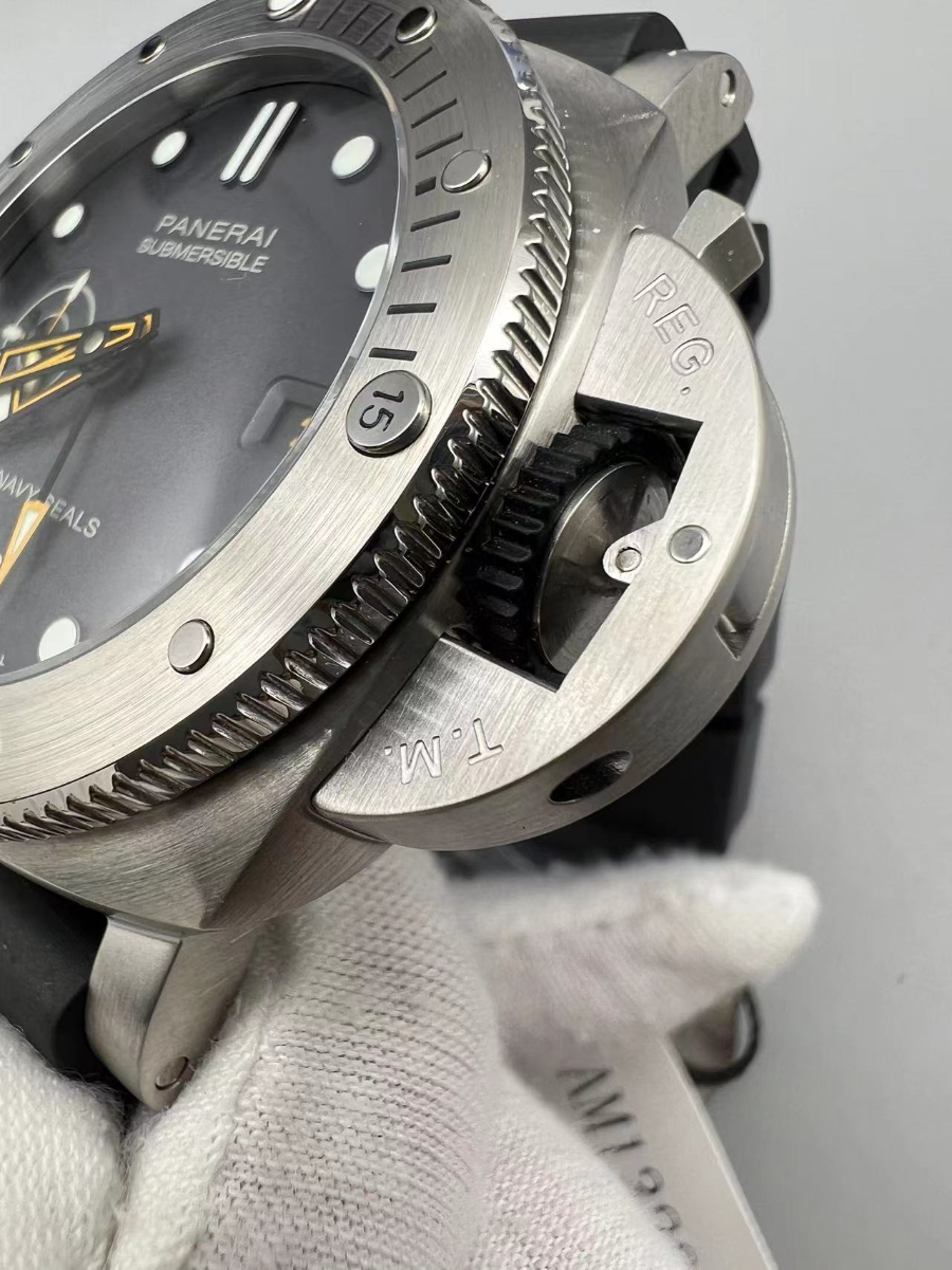 panerai_xxxxx_big_00003.jpg