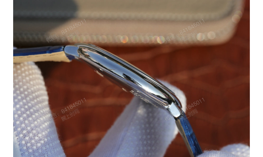 cartier_xxxxx_big_00008.jpg