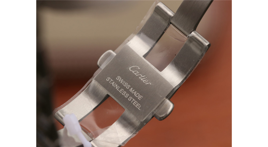 cartier_xxxxx_big_00013.jpg
