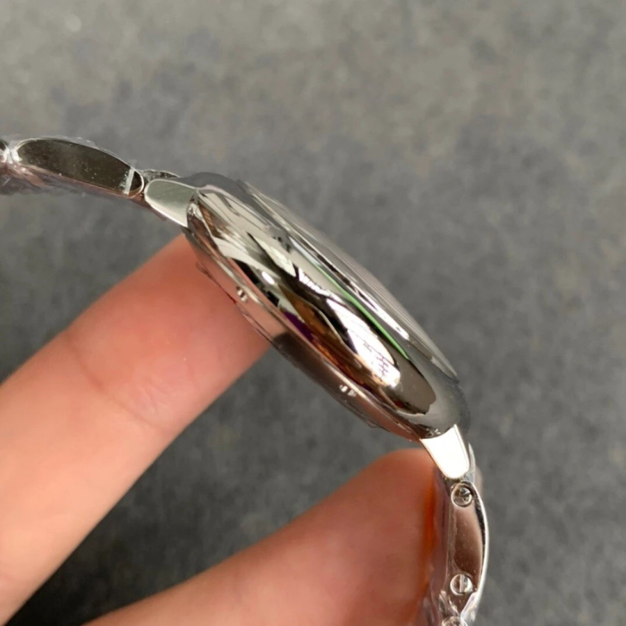 cartier_xxxxx_big_00008.jpg
