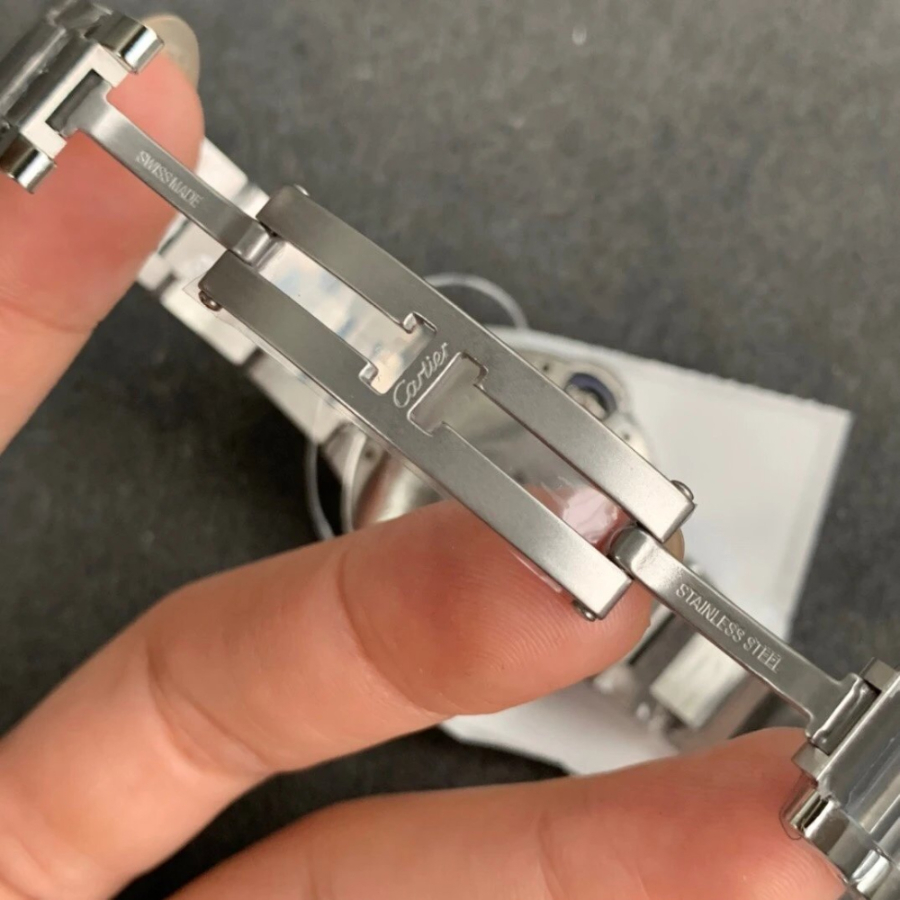 cartier_xxxxx_big_00011.jpg