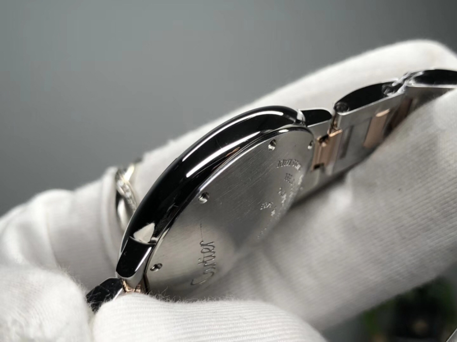 cartier_xxxxx_big_00008.jpg
