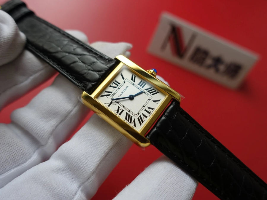 cartier_xxxxx_big_00009.jpg