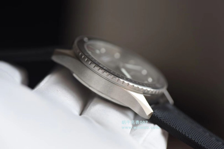 blancpain_xxxxx_big_00007.jpg