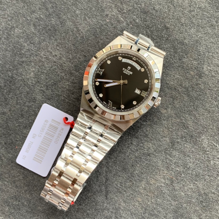 tudor_xxxxx_big_00009.jpg