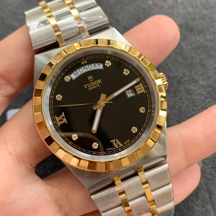 tudor_xxxxx_big_00002.jpg