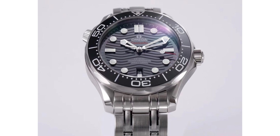 omega_xxxxx_big_00017.jpg