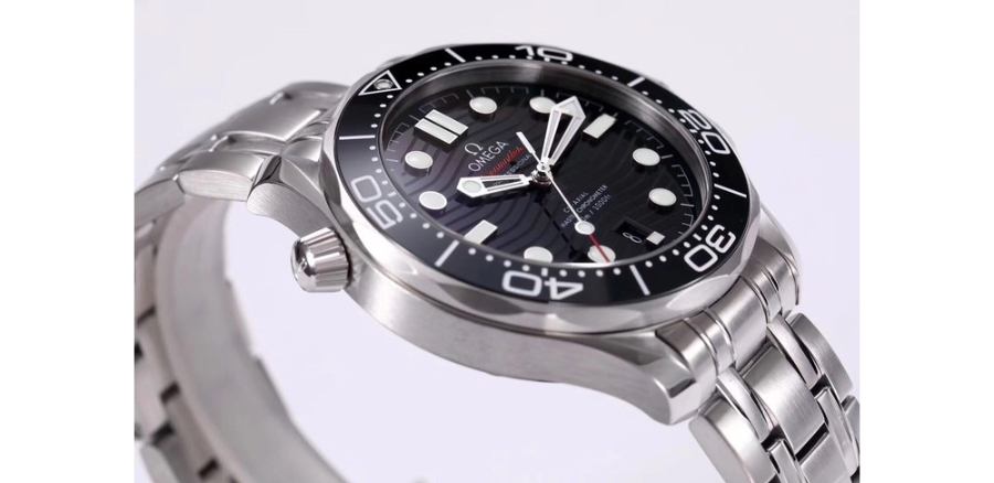 omega_xxxxx_big_00018.jpg