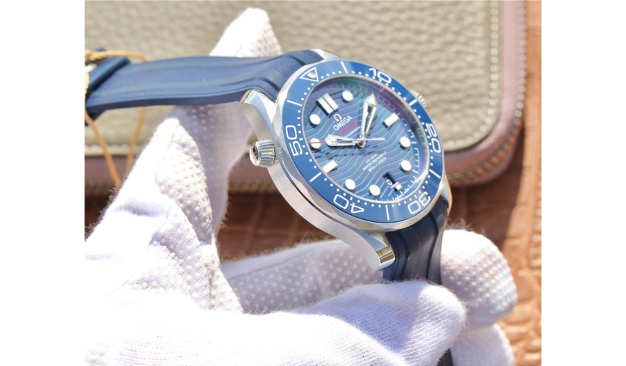 omega_xxxxx_big_00013.jpg