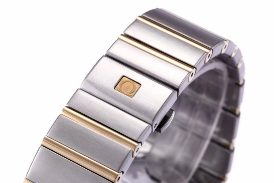 omega_xxxxx_big_00018.jpg