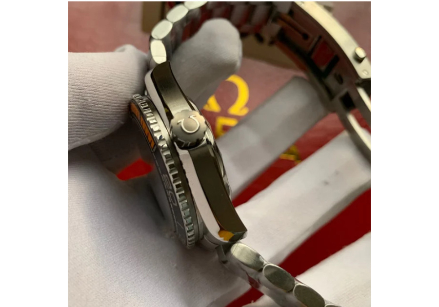omega_xxxxx_big_00014.jpg