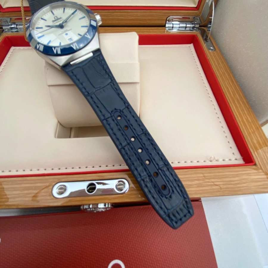 omega_xxxxx_big_00010.jpg
