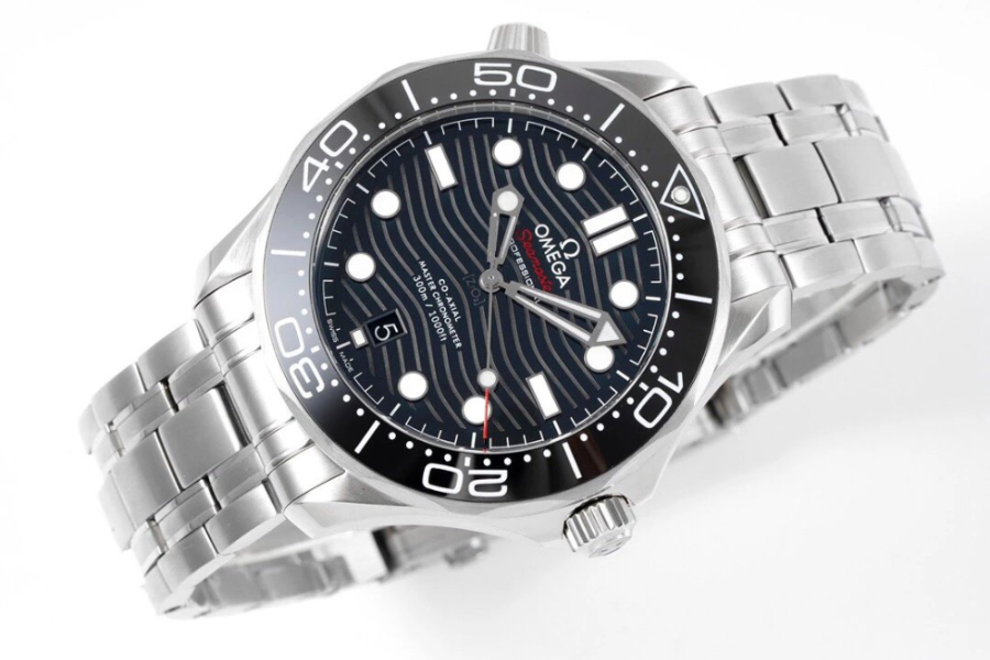 omega_xxxxx_big_00007.jpg
