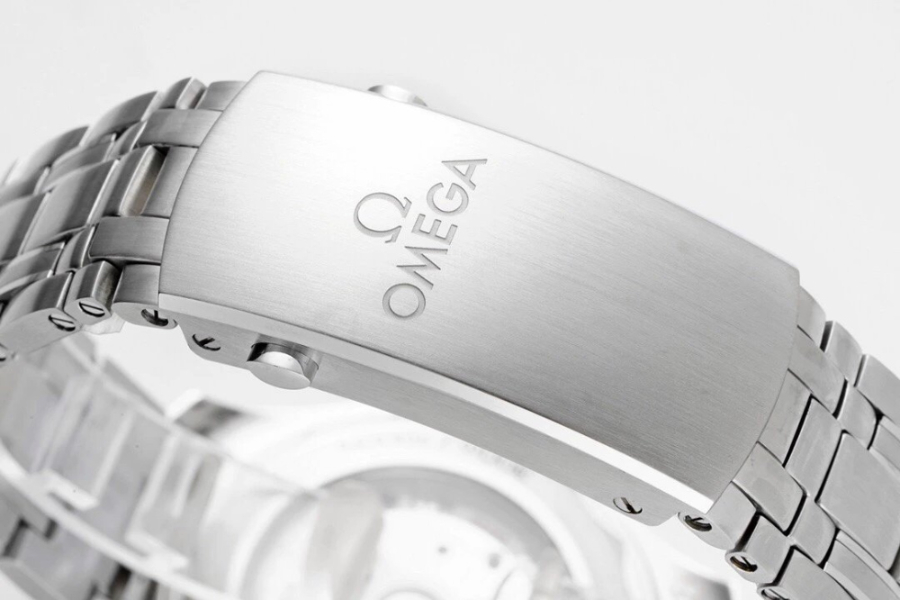 omega_xxxxx_big_00011.jpg