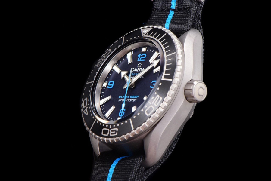 omega_xxxxx_big_00012.jpg