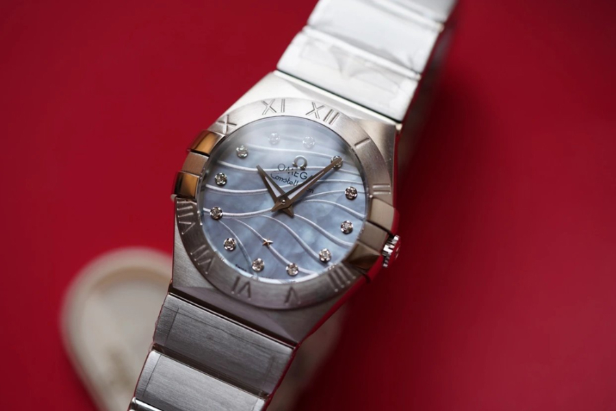 omega_xxxxx_big_00017.jpg