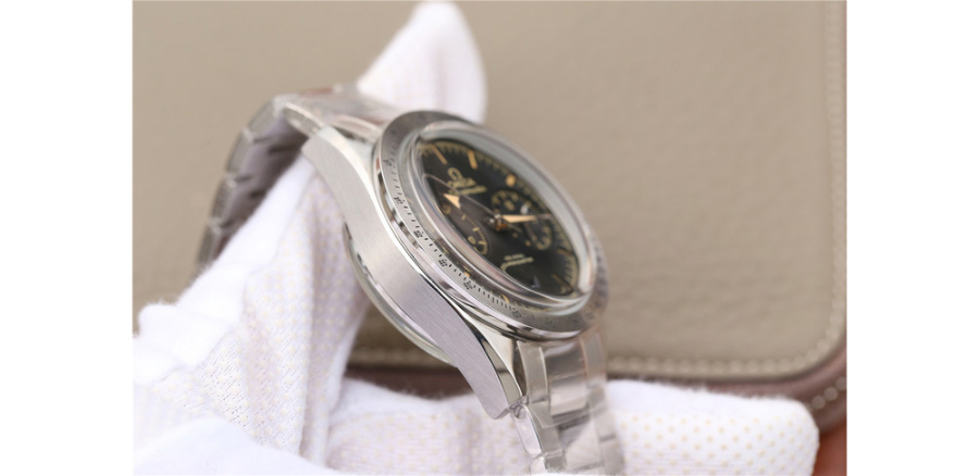 omega_xxxxx_big_00009.jpg