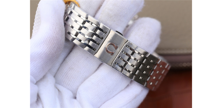 omega_xxxxx_big_00021.jpg