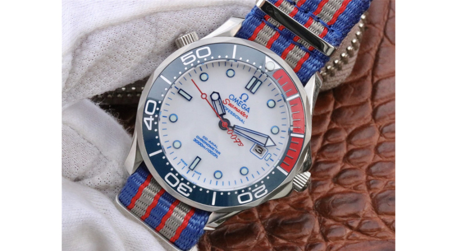 omega_xxxxx_big_00006.jpg
