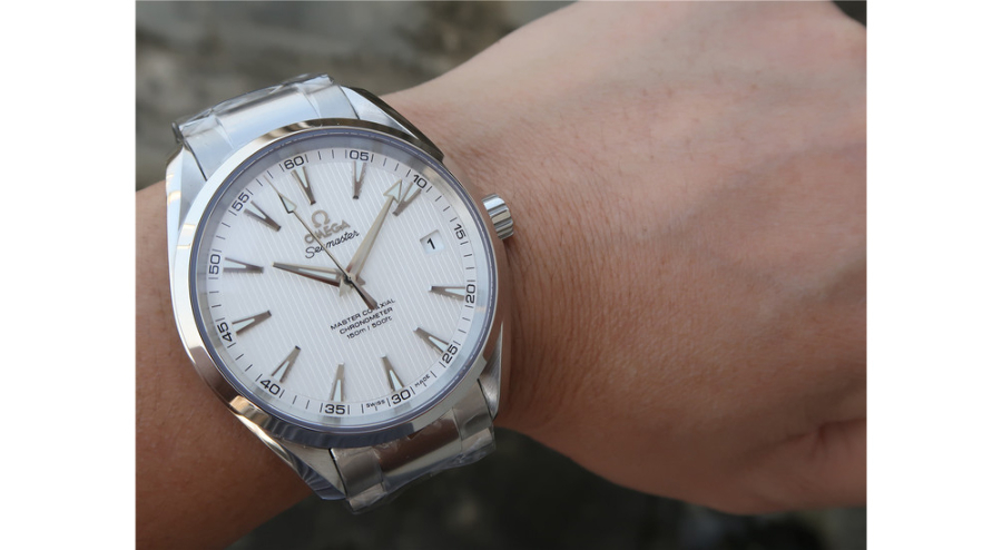 omega_xxxxx_big_00003.jpg