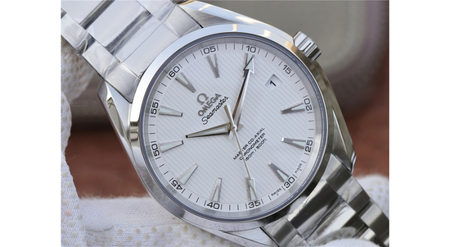 omega_xxxxx_big_00007.jpg