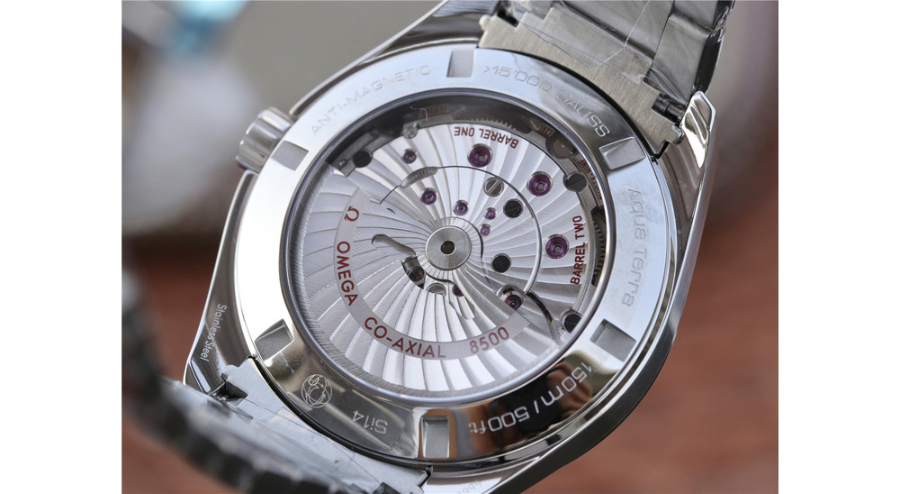 omega_xxxxx_big_00010.jpg