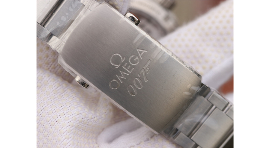 omega_xxxxx_big_00011.jpg