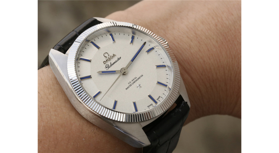 omega_xxxxx_big_00004.jpg