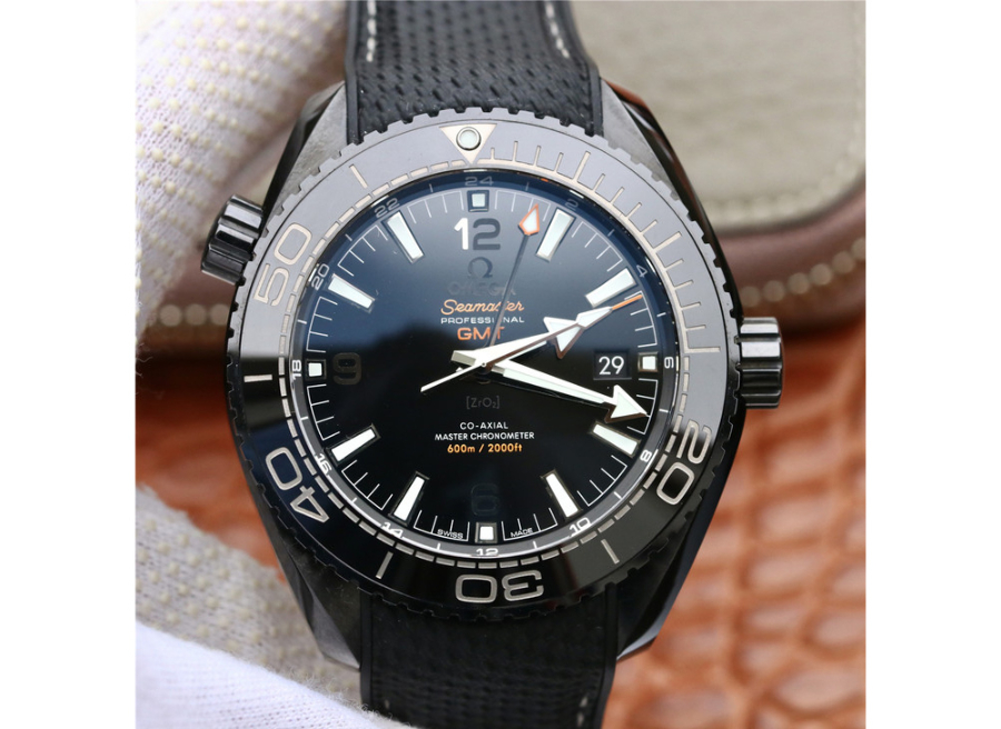 omega_xxxxx_big_00006.jpg