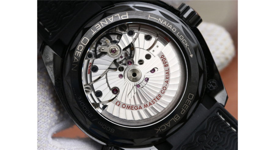 omega_xxxxx_big_00011.jpg