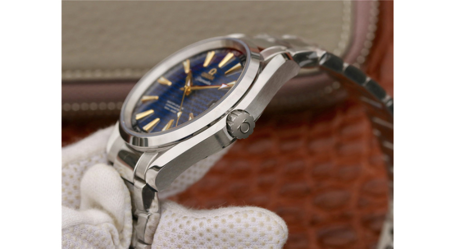 omega_xxxxx_big_00009.jpg