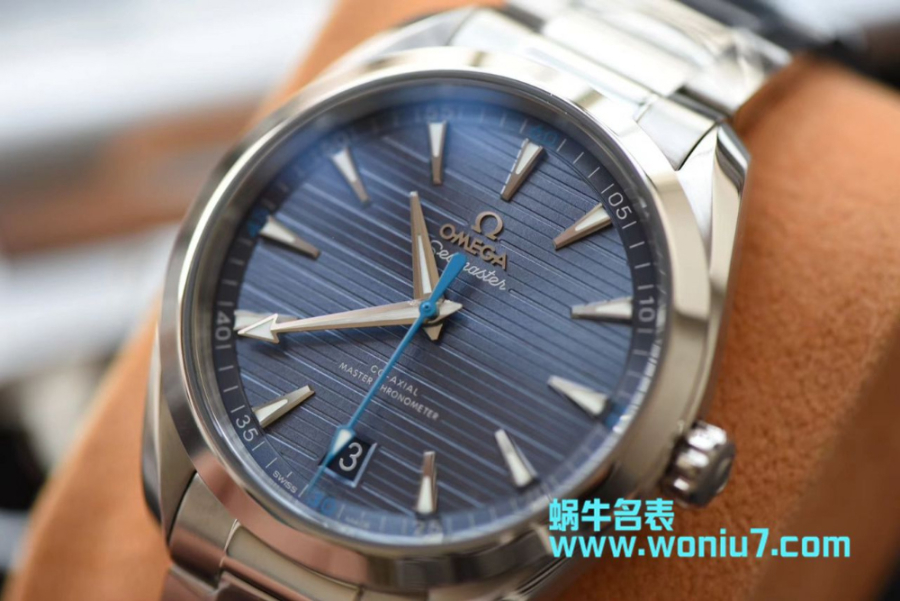 omega_xxxxx_big_00006.jpg