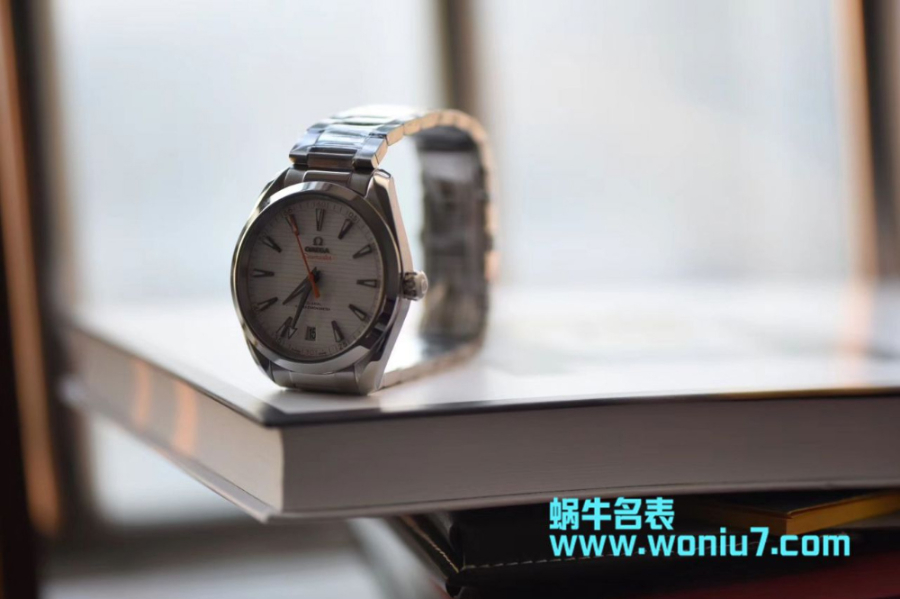 omega_xxxxx_big_00013.jpg