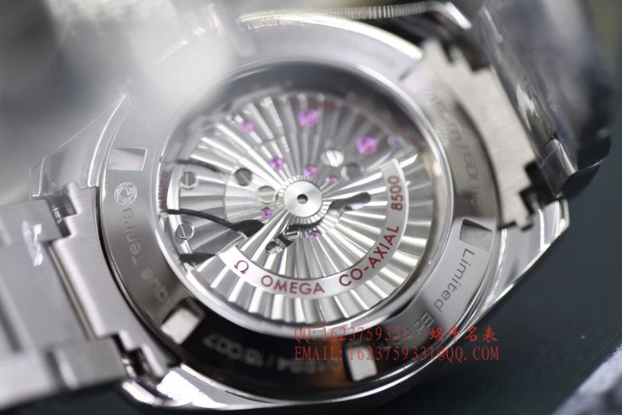 omega_xxxxx_big_00009.jpg