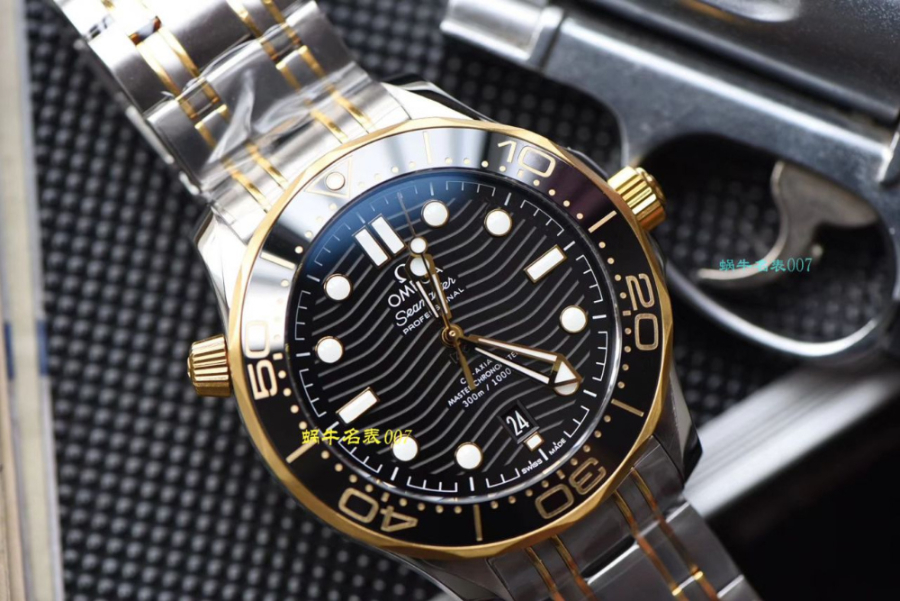omega_xxxxx_big_00006.jpg
