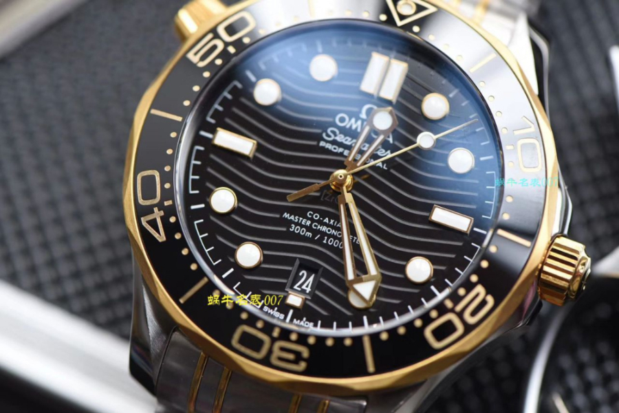 omega_xxxxx_big_00007.jpg