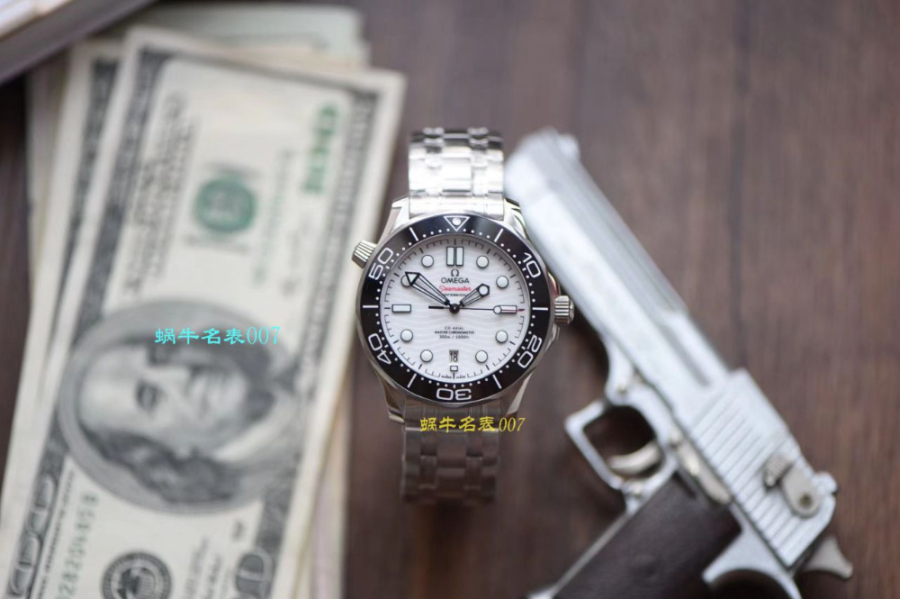 omega_xxxxx_big_00010.jpg