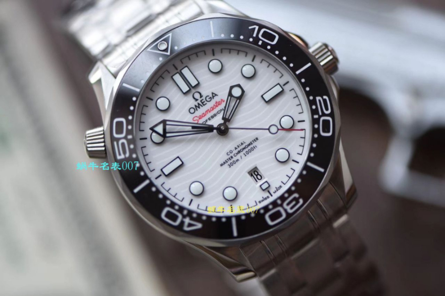 omega_xxxxx_big_00012.jpg