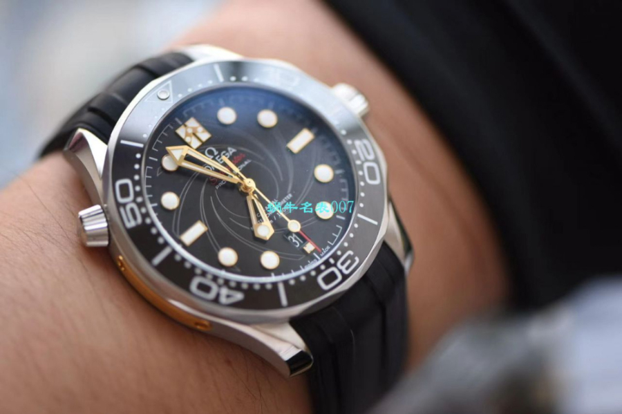 omega_xxxxx_big_00003.jpg