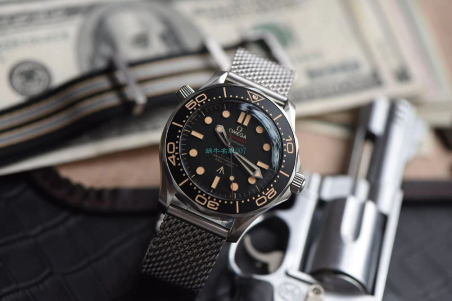 omega_xxxxx_big_00006.jpg