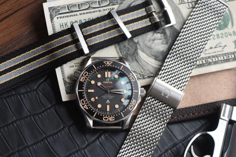 omega_xxxxx_big_00007.jpg