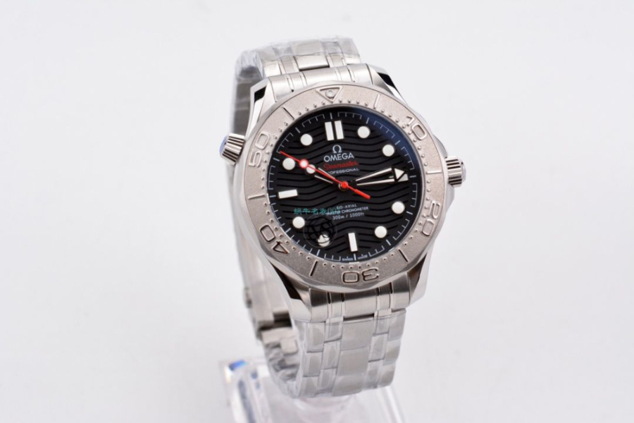 omega_xxxxx_big_00014.jpg